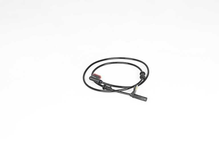 MERCEDES-BENZ 203-209 2000-2007 ABS SENSÖRÜ A2035401417 BSG