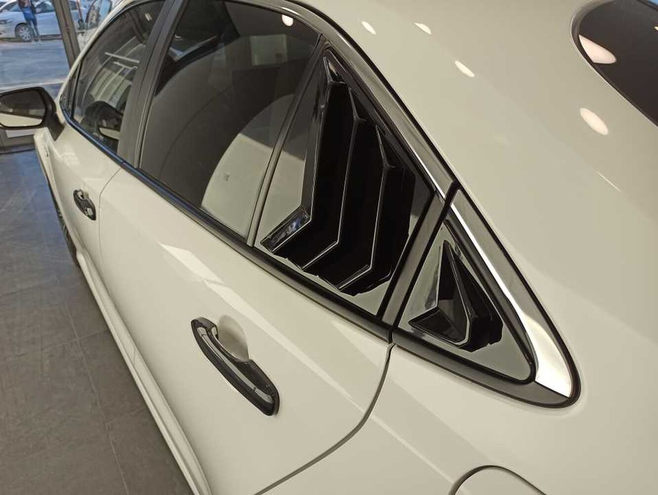 TOYOTA COROLLA 2020 KELEBEK CAM KAPLAMA