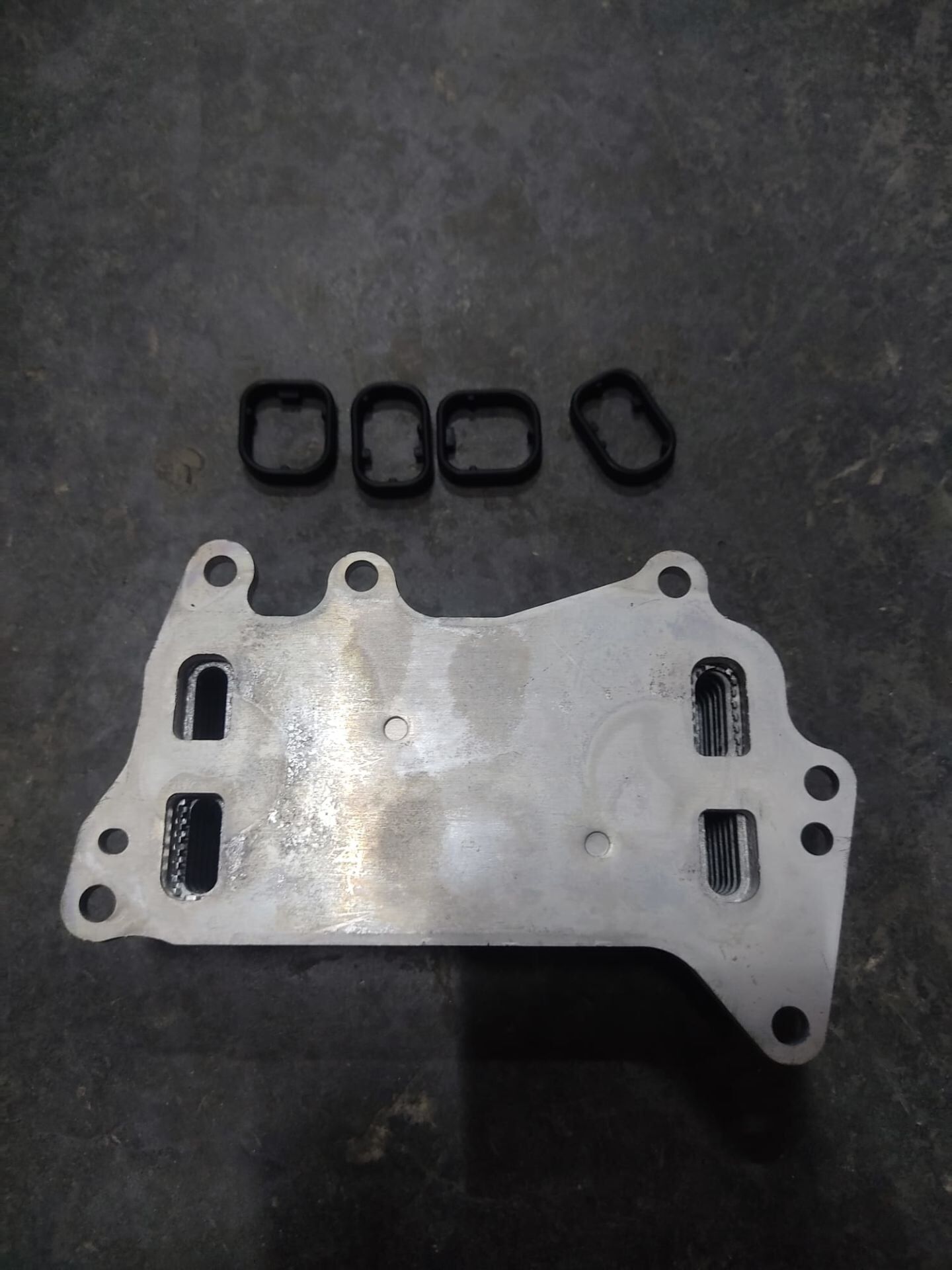 BMW F20-F20 LCI-F21 LCI-F22-F22 LCI-F30-F30 LCI-F31-F31 LCI-F34 GT -4F32-F32 LCI-F33- F33 LCI-F36 GRAN COUPE-F07-F10 LCI-F11 LCI-X1 E84-X3 F25-X5 F15 10-18 YAG RADYATÖRÜ 11428507627 BSG