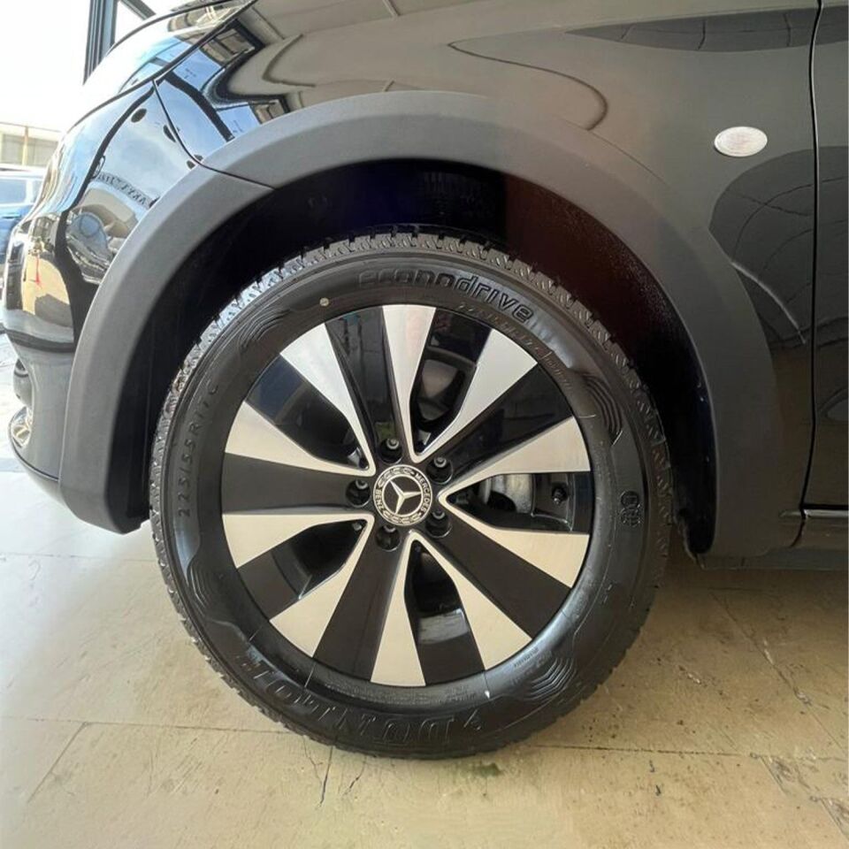 Mercedes V-Class 2019- Yılı ve Sonrası Uyumlu Çamurluk Dodik 8 Parça