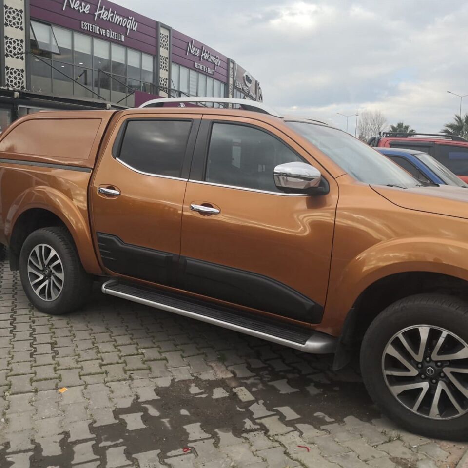 Nissan Navara 2016-2021 Yıl Aralığı Uyumlu Set 4 Prç. Kapı Kaplama Dodik