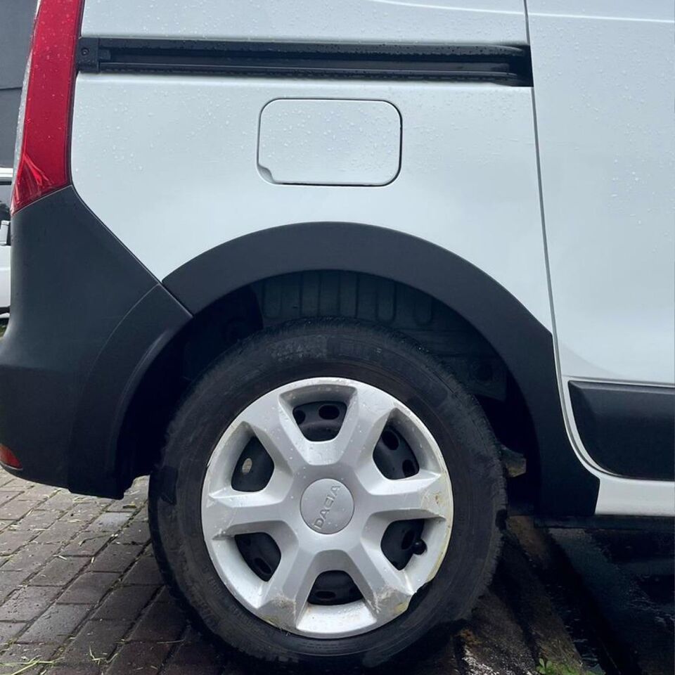 Renault Kangoo Express 2021- Yılı ve Sonrası Uyumlu Çamurluk Dodik 8 Parça