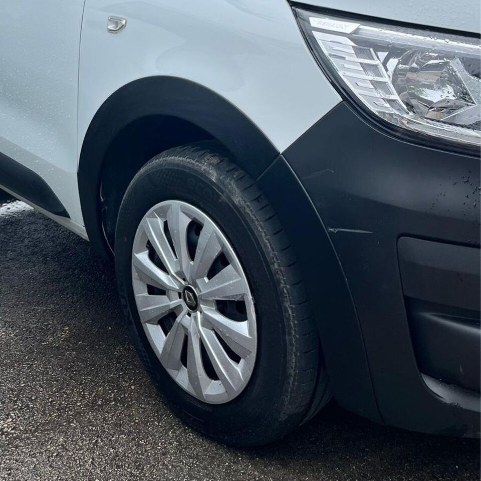 Renault Kangoo Express 2021- Yılı ve Sonrası Uyumlu Çamurluk Dodik 8 Parça