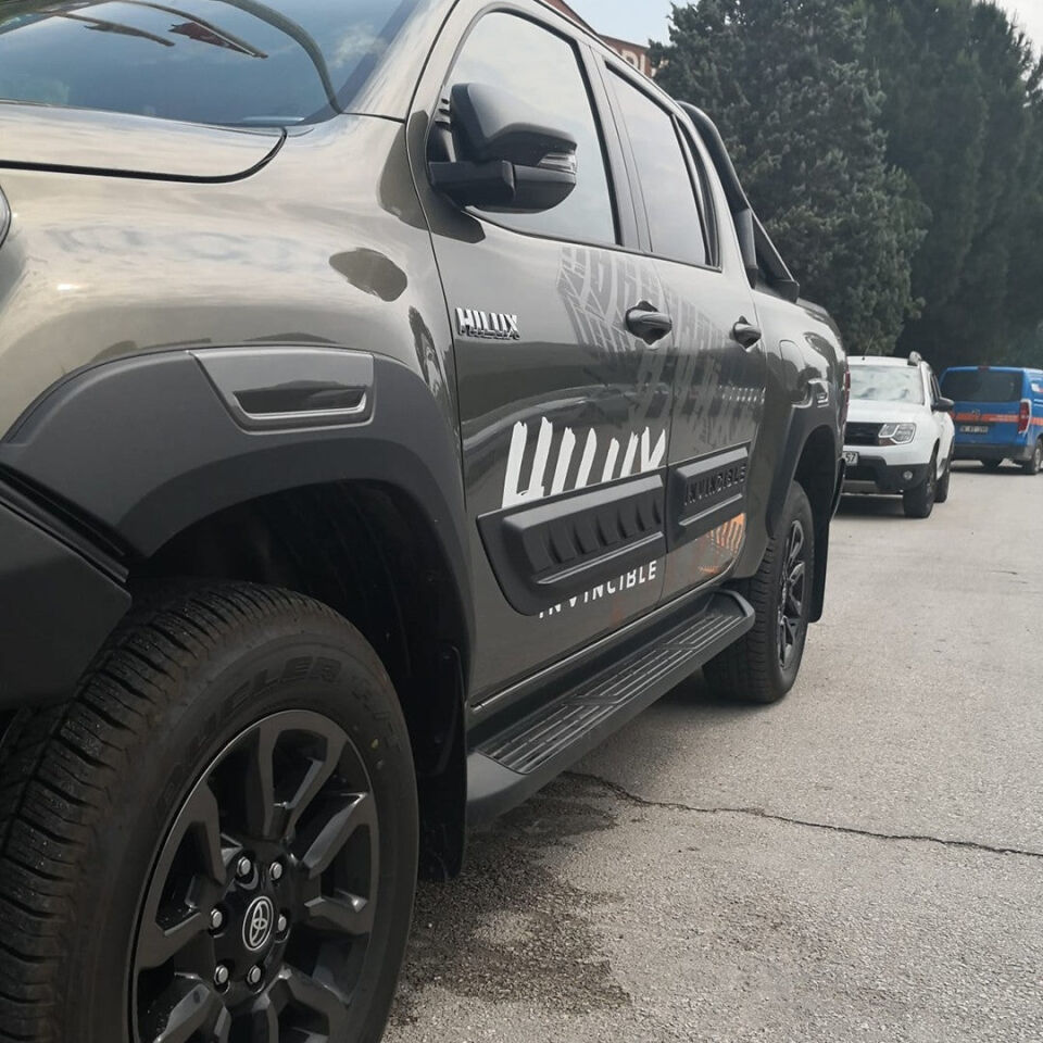 Toyota Hilux 2021- Yılı ve Sonrası Uyumlu Kapı Dodik 4 Parça