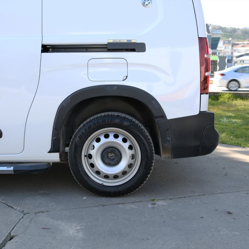 Toyota Proace City 2019- Yılı ve Sonrası Uyumlu Çamurluk Dodik 8 Parça