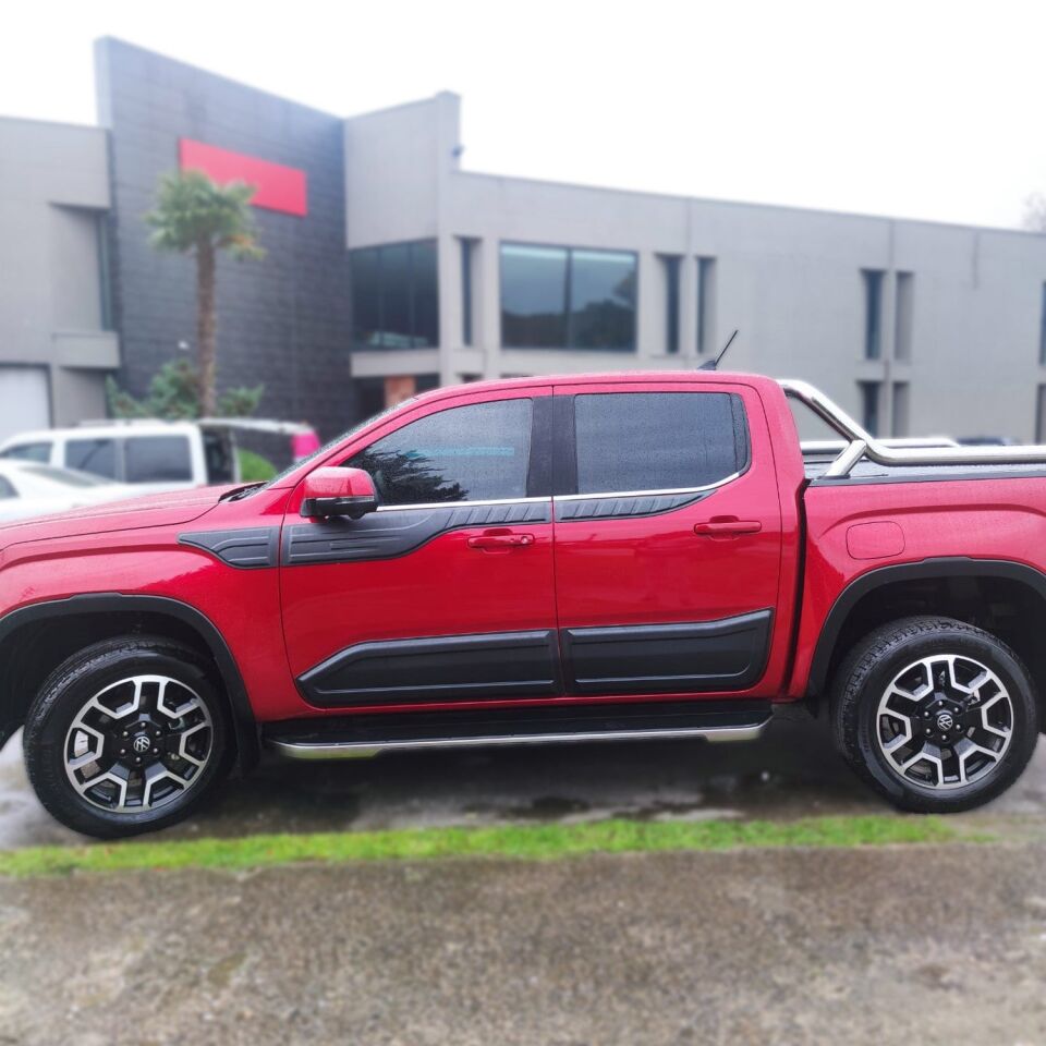 Volkswagen Amarok 2023- Yılı ve Sonrası Uyumlu Kapı Dodik 4 Parça