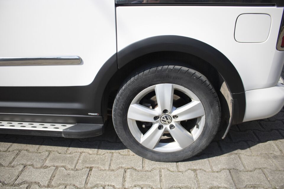 Volkswagen Caddy 2010-2015 Yıl Aralığı Uyumlu Kısa Şase Çift Sürgü Dodik Seti 12 Parça