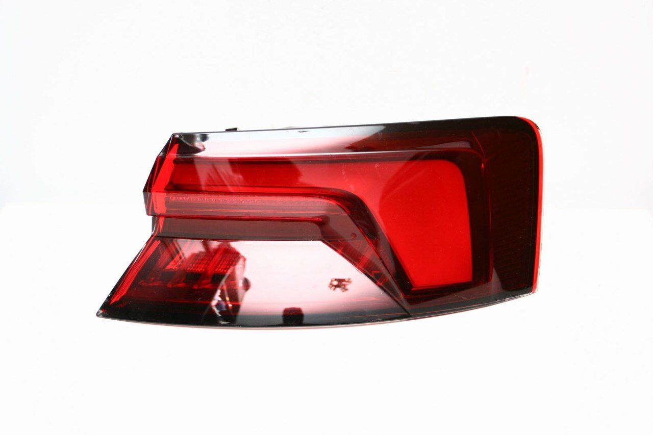 AUDI A5 17- STOP LAMBASI SAG 8W6945092J M.MARELLI