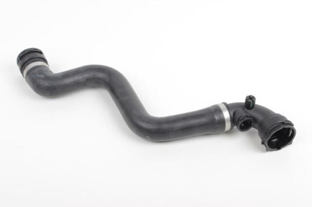 BMW E46 99-01 RADYATÖR HORTUMU ÜST 11531436407 IBRAS