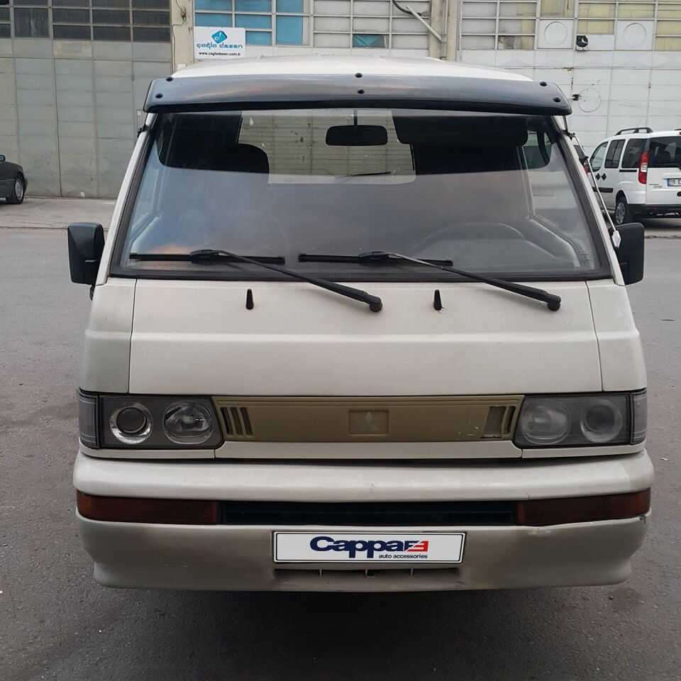 Mitsubishi L300 1990-2000 Yıl Aralığı Uyumlu Ön Cam Güneşliği