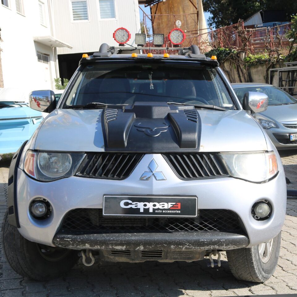 Mitsubishi L200 2007-2015 Yıl Aralığı Uyumlu Ön Kaput Büyük Scoop