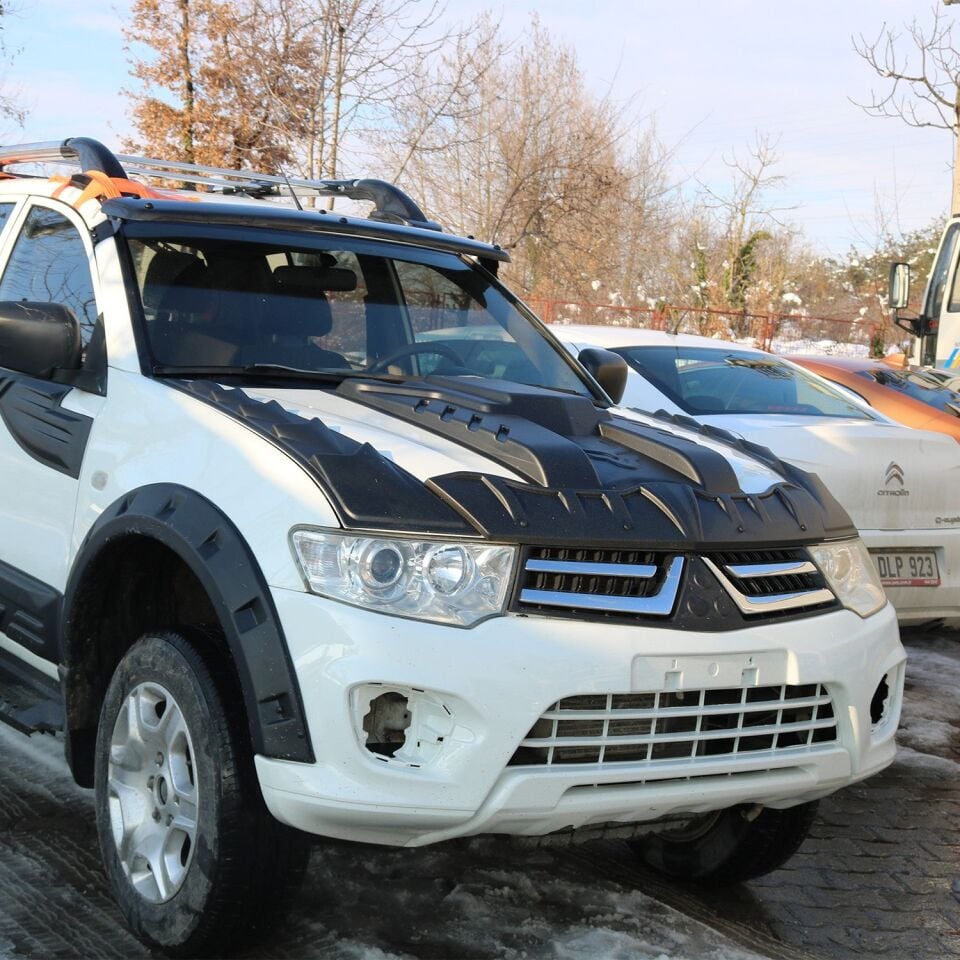 Mitsubishi L200 2007-2015 Yıl Aralığı Uyumlu Dragon Pack 3 Parça