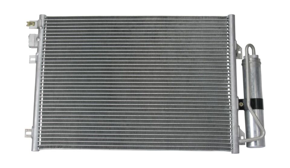 RENAULT CLIO II KANGO 1,2 1,4-1,5 DCI KLIMA RADYATÖRÜ 7700428083 BOSCH