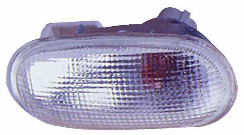 MITSUBISHI L200 (K64, K74) 01-05 ÇAMURLUK SINYALI MR574781 DEPO