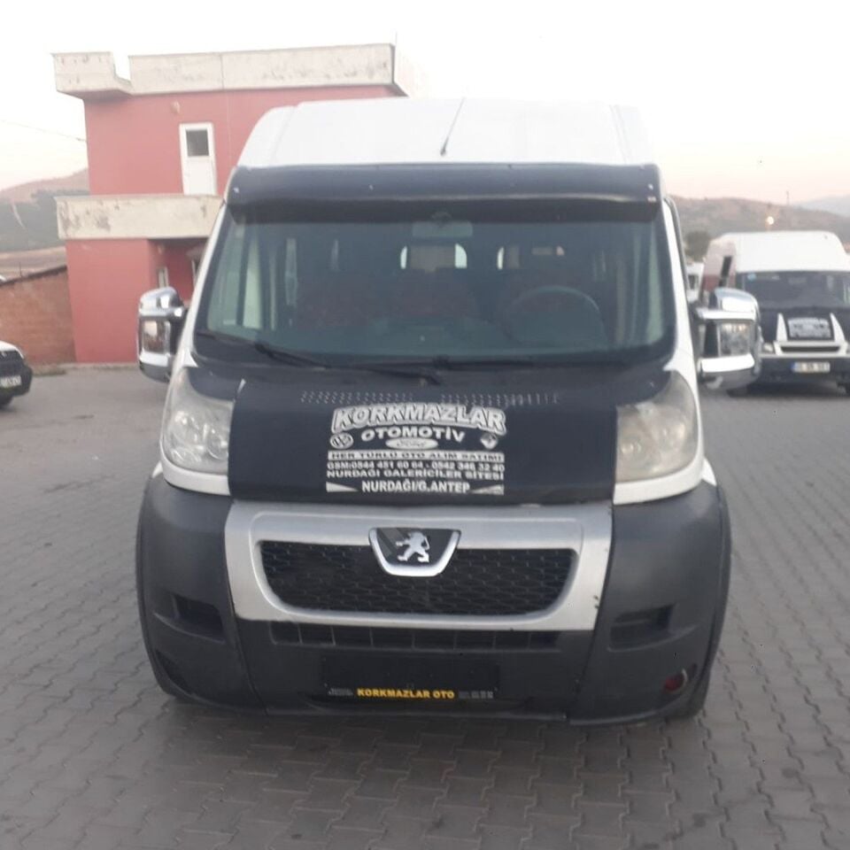 Peugeot Boxer 2006-2014 Yıl Aralığı Uyumlu Ön Cam Güneşlik
