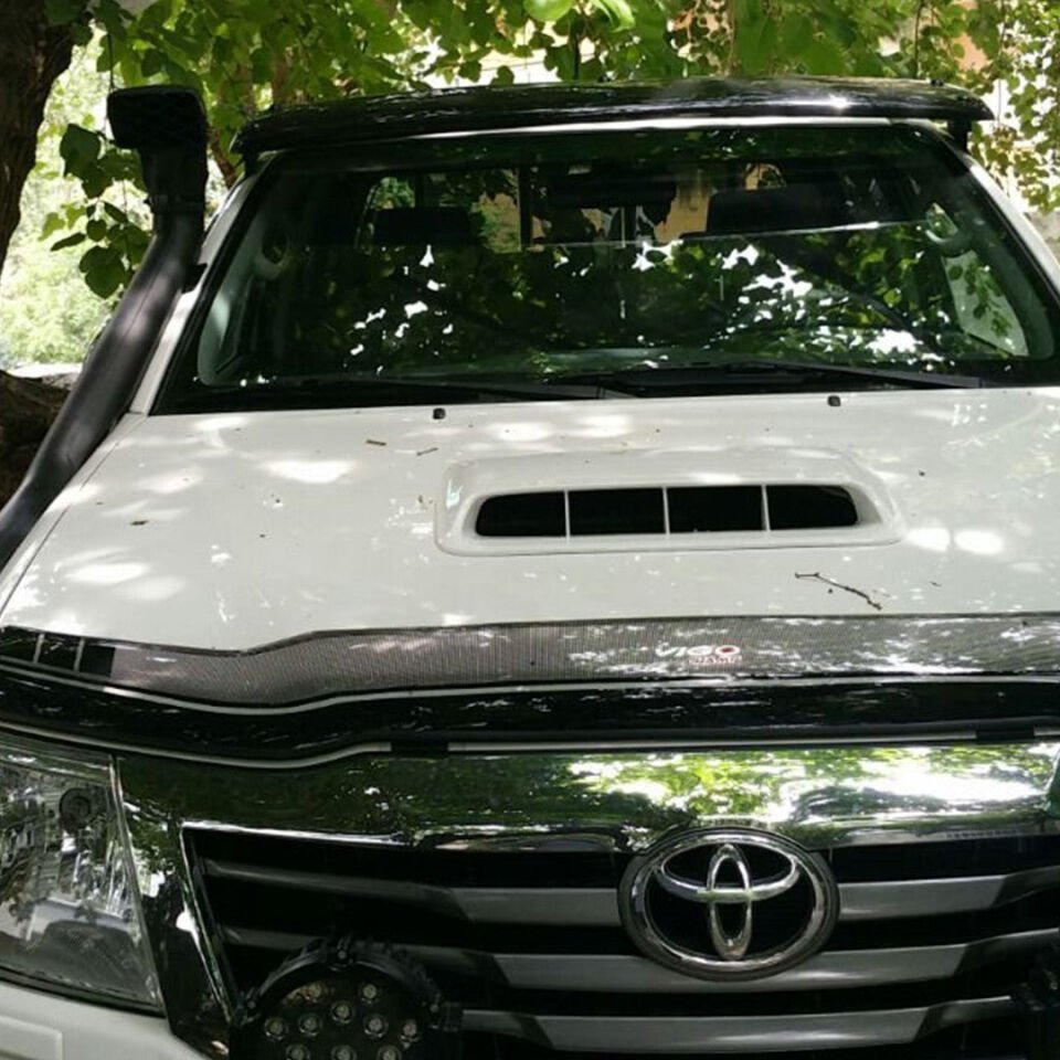 Toyota Hilux 2012-2015 Yıl Aralığı Uyumlu Ön Cam Güneşliği