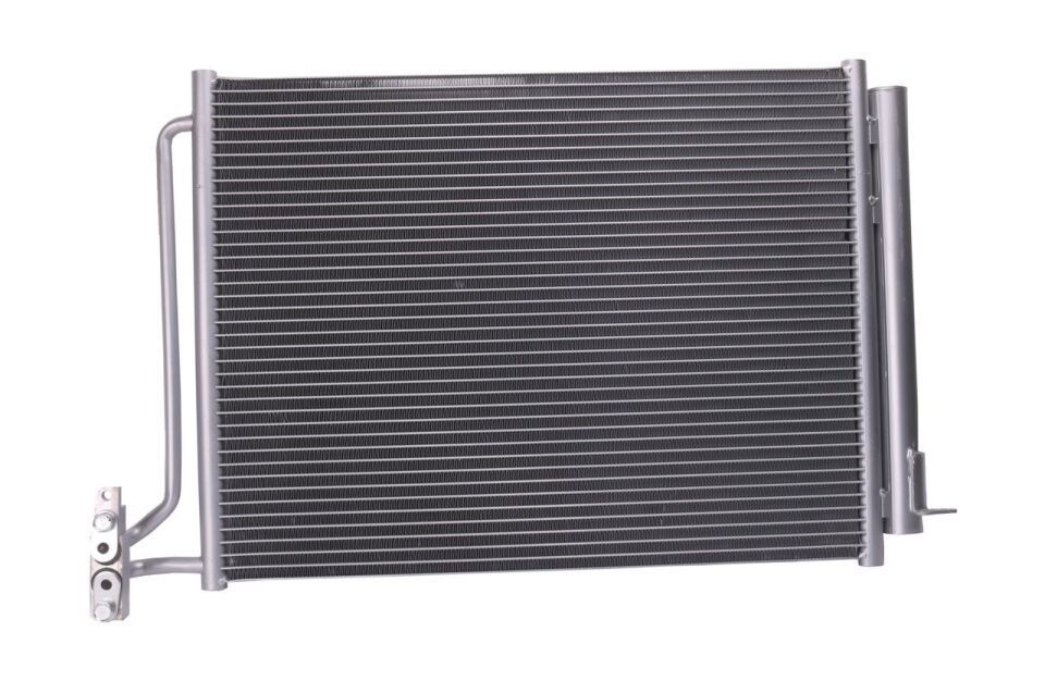 BMW X5 E53 00-06 KLIMA RADYATÖRÜ 64536914216 BOSCH