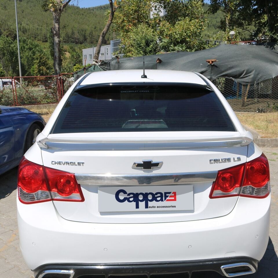Chevrolet Cruze 2008-2016 Uyumlu Arka Cam Üstü Spoyler