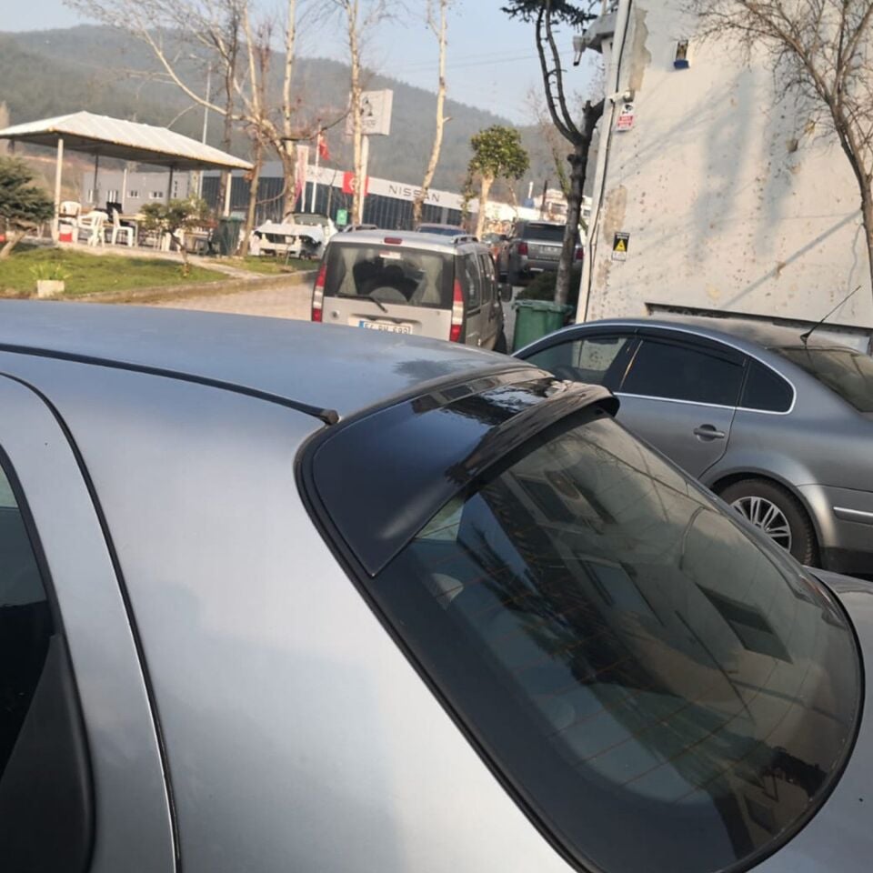 Fiat Albea 2005-2012 Yıl Aralığı Uyumlu Arka Cam Spoyler