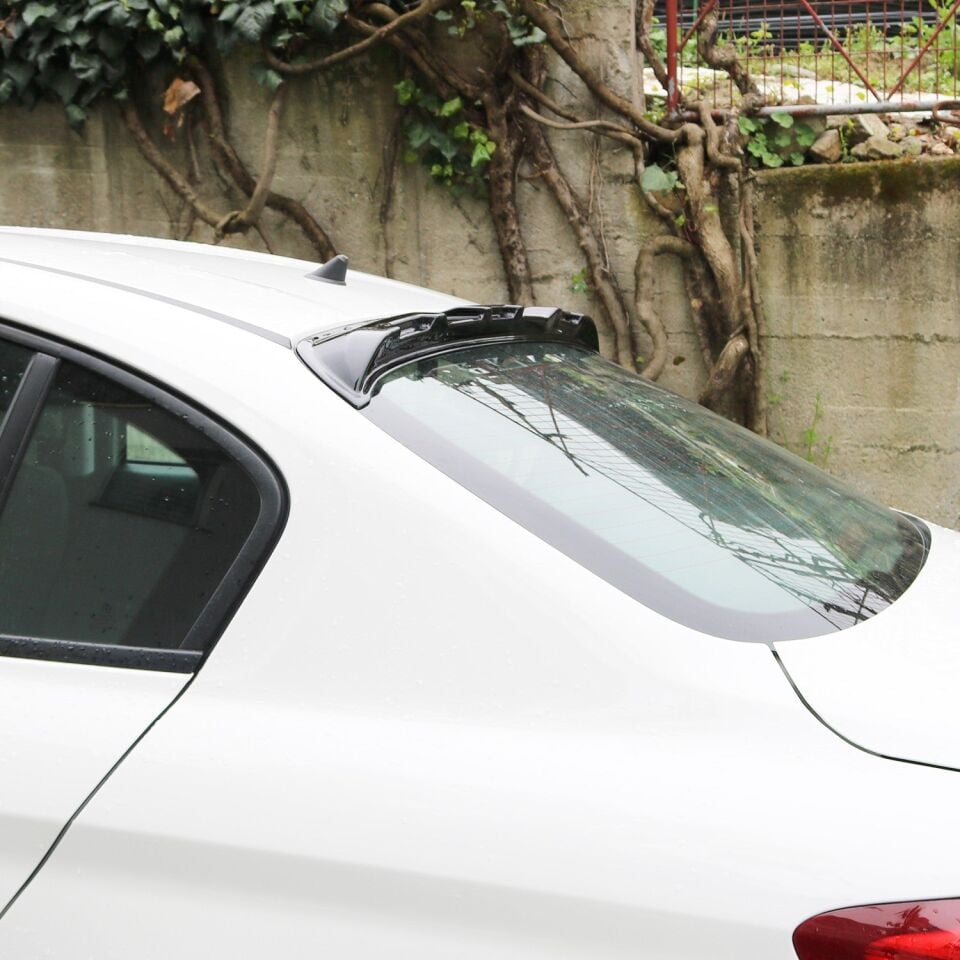 Fiat Egea 2015- Yılı ve Sonrası Uyumlu Arka Cam Spoyler