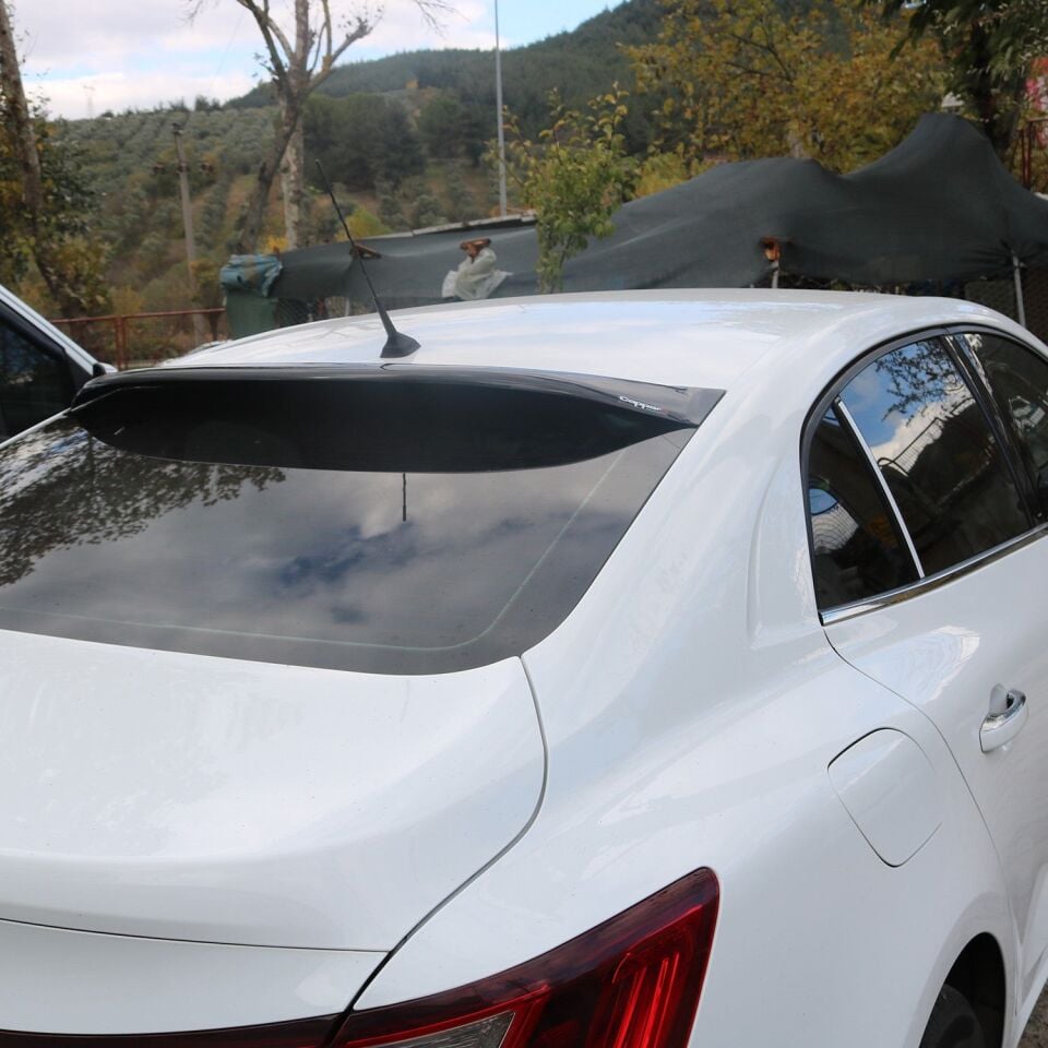 Renault Megane 4 2016- Yılı ve Sonrası Uyumlu Arka Cam Spoyler