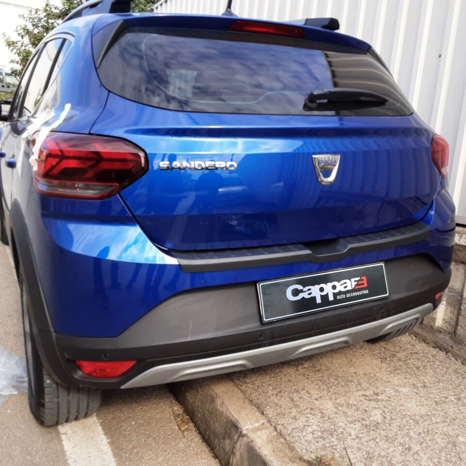 Dacia Sandero 2021- Yılı ve Sonrası Uyumlu Arka Tampon Eşiği Mat