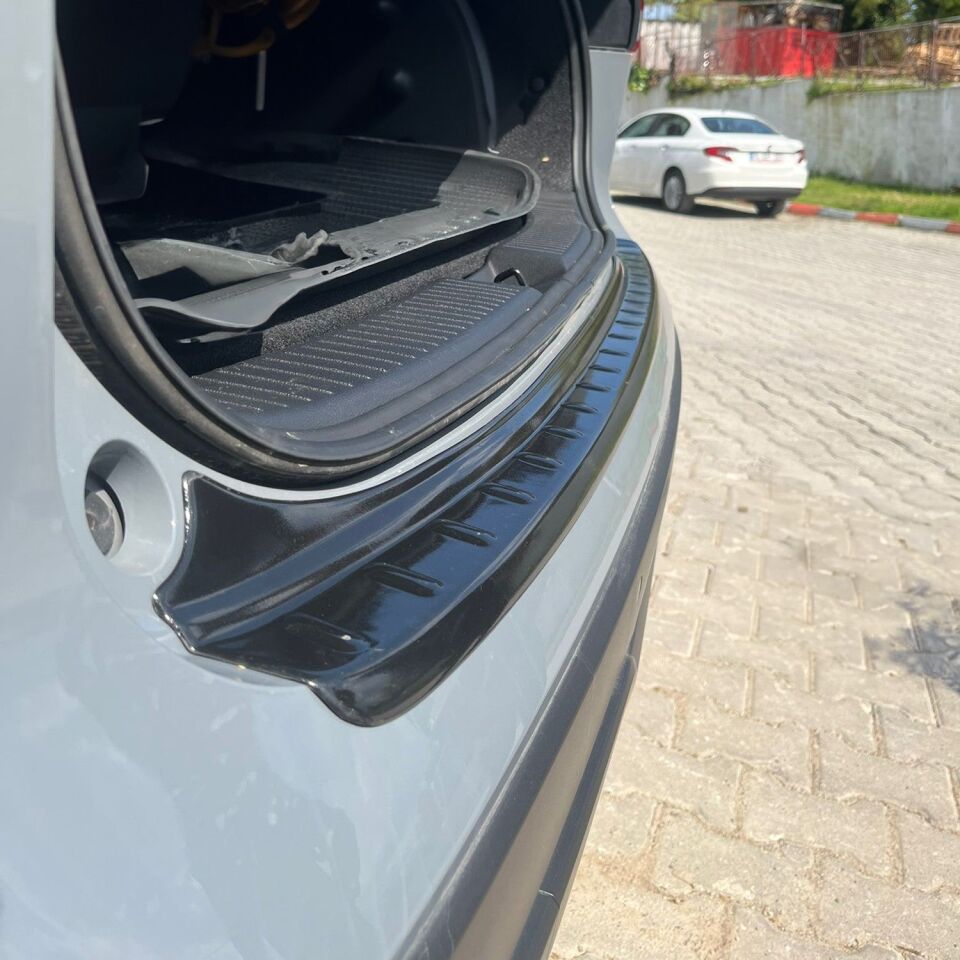 Nissan Qashqai 2021 Yılı Ve Sonrası Uyumlu Arka Tampon Eşiği Parlak