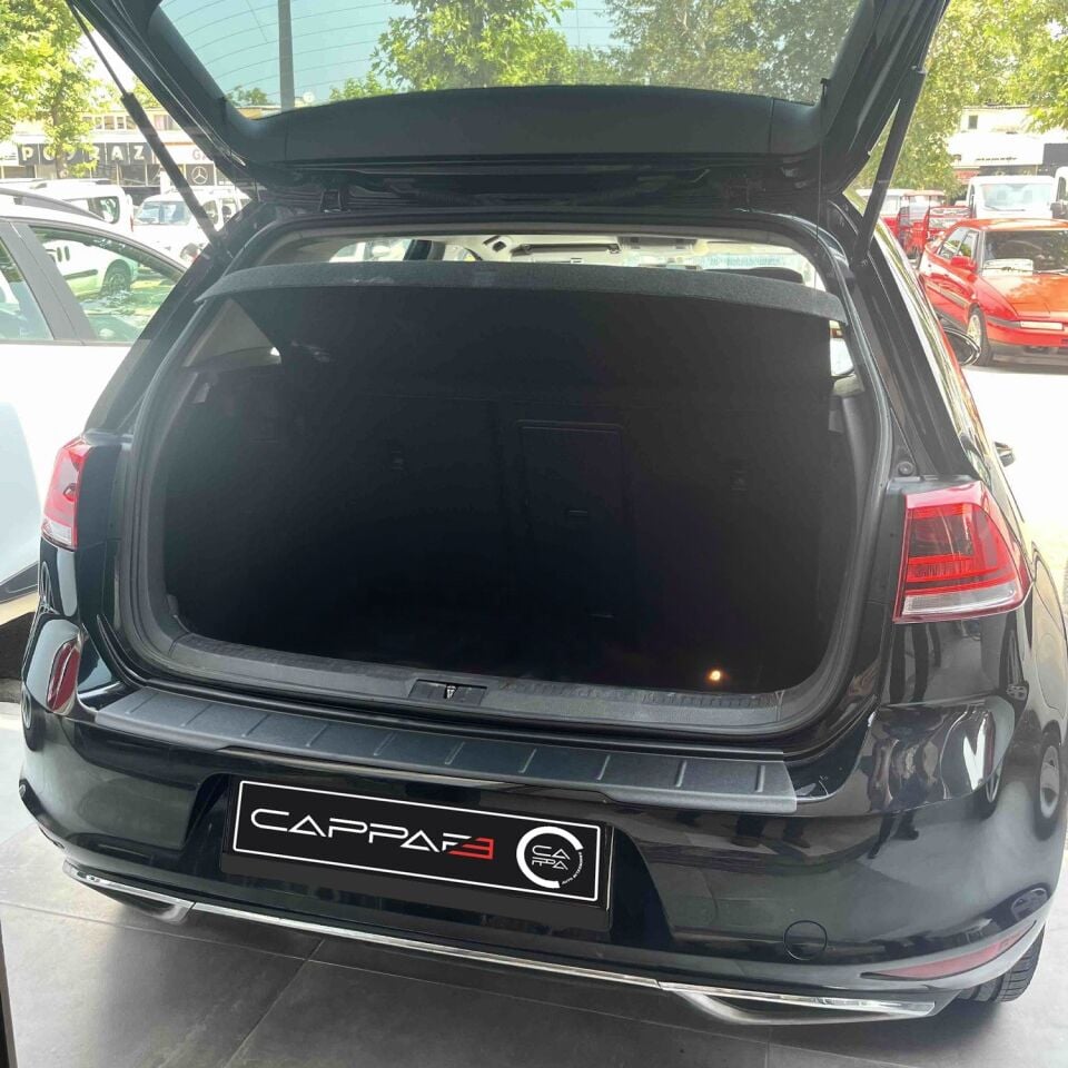 Volkswagen Golf 7 2013-2021 Yıl Aralığı Uyumlu Arka Tampon Eşiği Mat