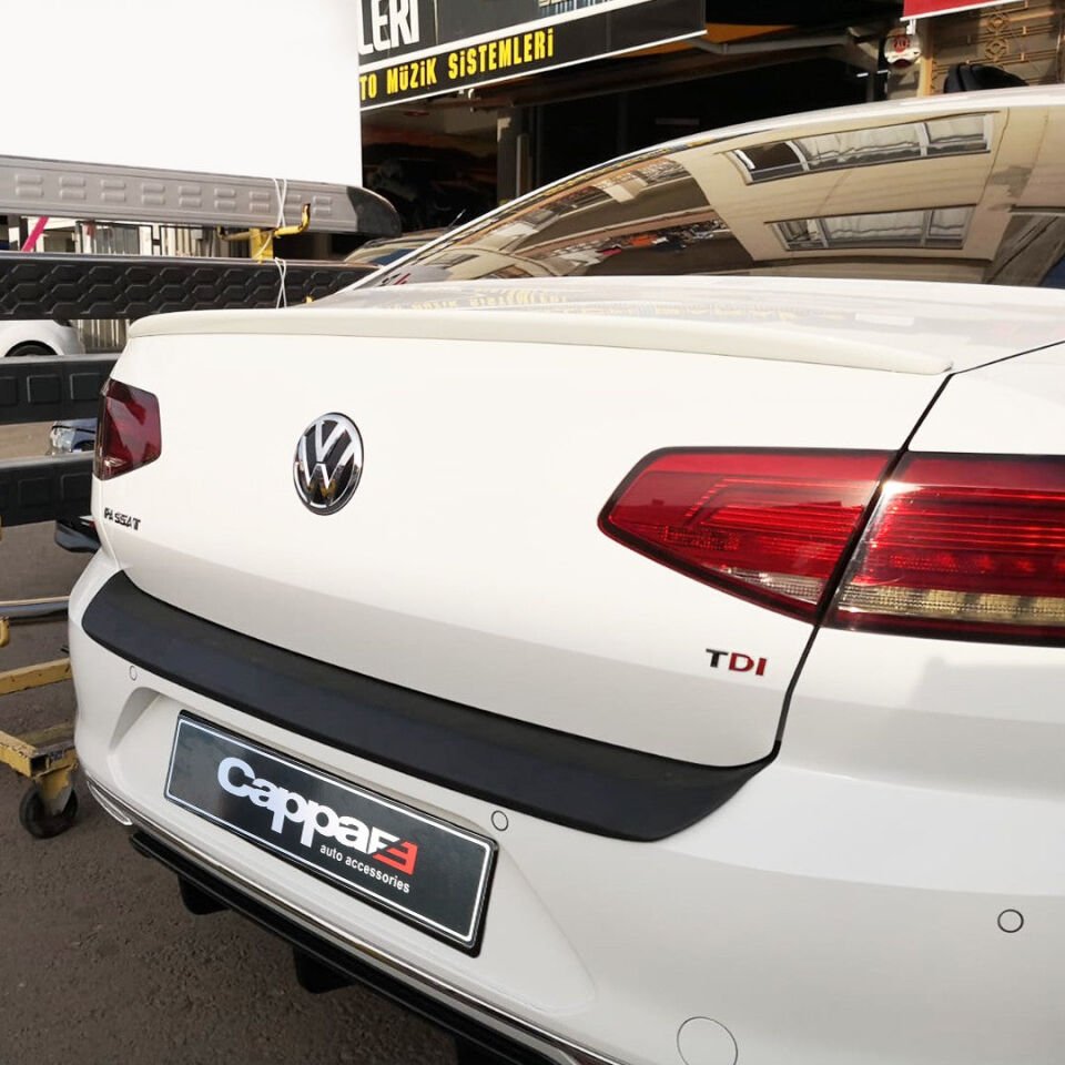 Volkswagen Passat 2015- Yılı ve Sonrası Uyumlu Arka Tampon Eşiği Mat
