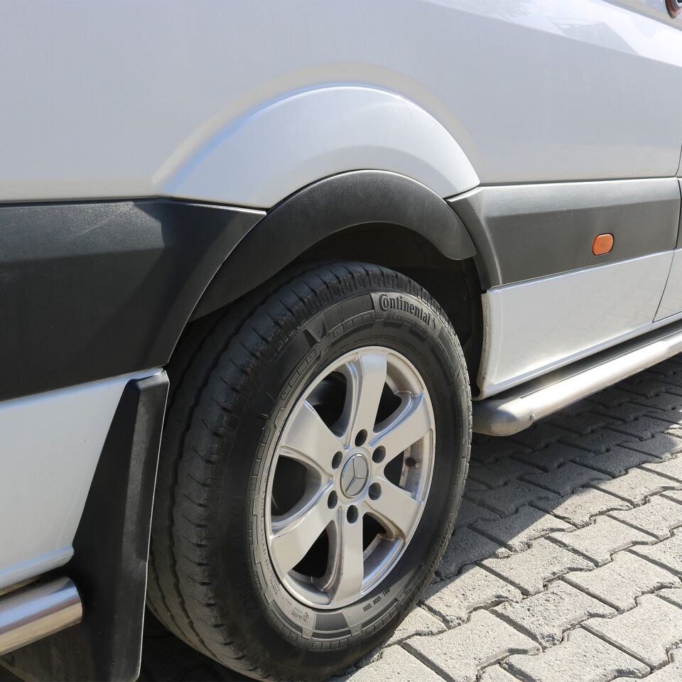 Mercedes Sprinter 2006-2012 Yıl Aralığı Uyumlu Arka Teker Kaplama 2 Parça
