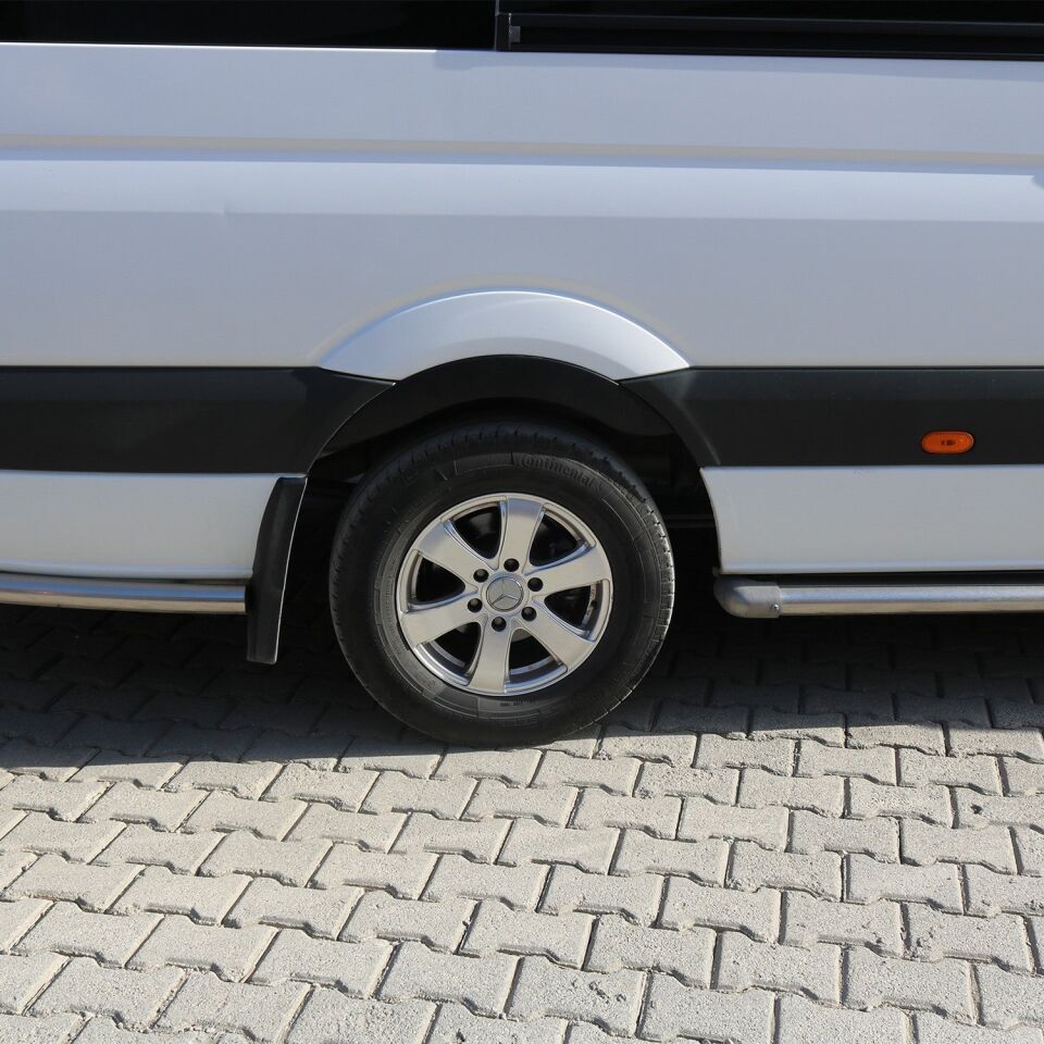 Mercedes Sprinter 2006-2012 Yıl Aralığı Uyumlu Arka Teker Kaplama 2 Parça