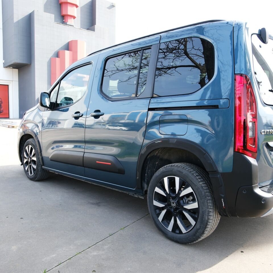 Citroen Berlingo 2019- Yılı ve Sonrası Uyumlu Çamurluk Dodik 8 Parça