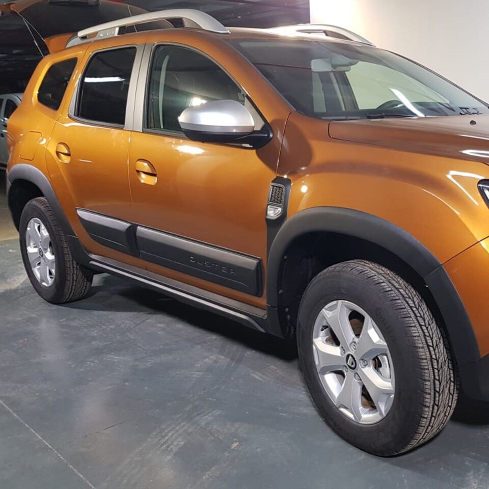 Dacia Duster 2018-2024 Yıl Aralığı Uyumlu Çamurluk Dodik 8 Parça