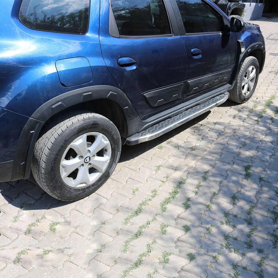 Dacia Duster 2018-2024 Yıl Aralığı Uyumlu Damalı Kapı Dodik 4 Parça