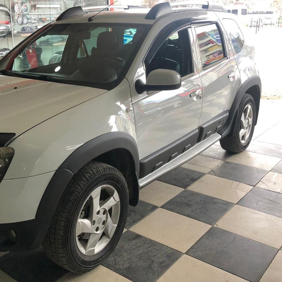 Dacia Duster 2010-2017 Yıl Aralığı Uyumlu Dodik Set 12 Parça