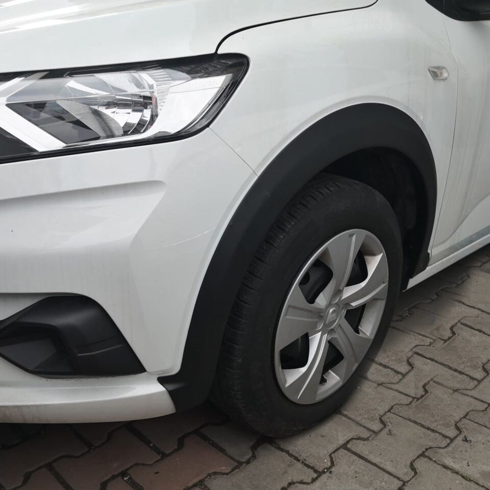 Dacia Sandero 2021- Yılı ve Sonrası Uyumlu Çamurluk Dodik 4 Parça