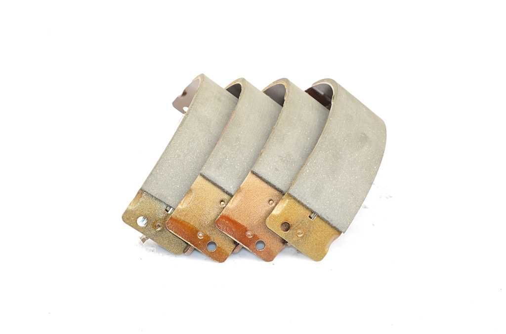 FIAT LINEA/DOBLO/FIORINO/G.PUNTO/CORSA/NEMO-FORD KA 03- FREN BALATASI ÖN 55174420 BSG