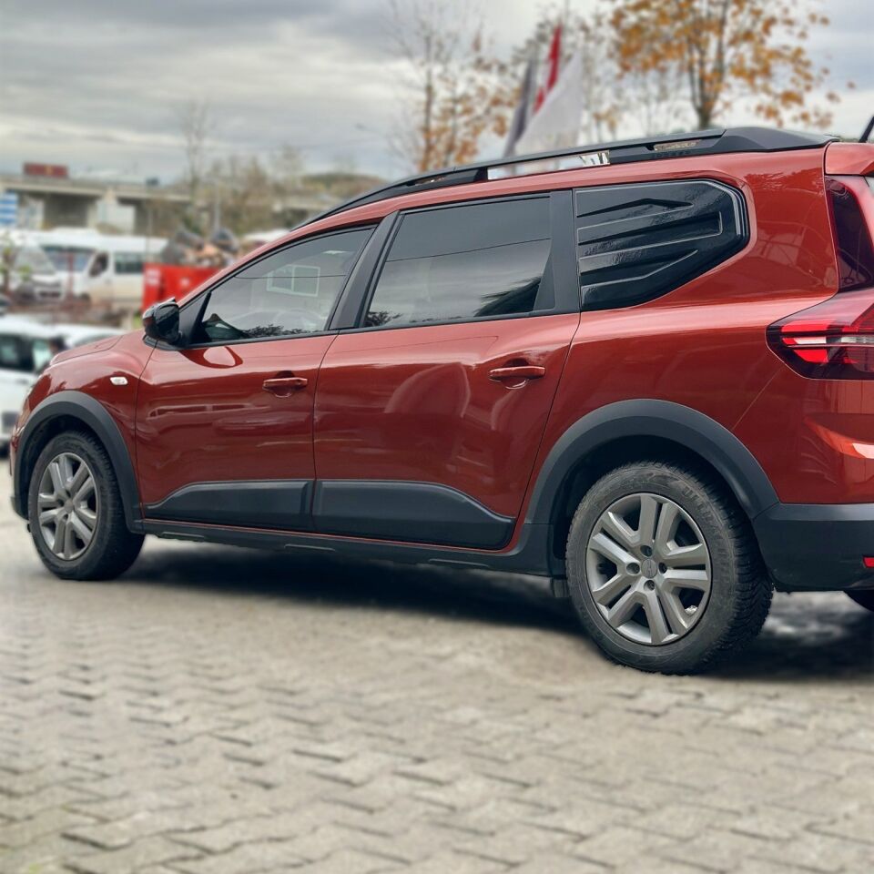 Dacia Jogger 2022- Yılı ve Sonrası Uyumlu Kapı Dodik 4 Parça