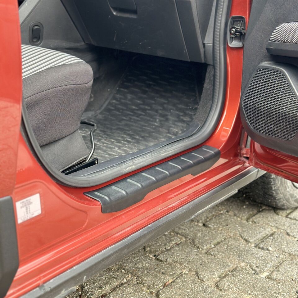 Dacia Jogger 2022- Yılı ve Sonrası Uyumlu Kapı Eşiği 4 Parça