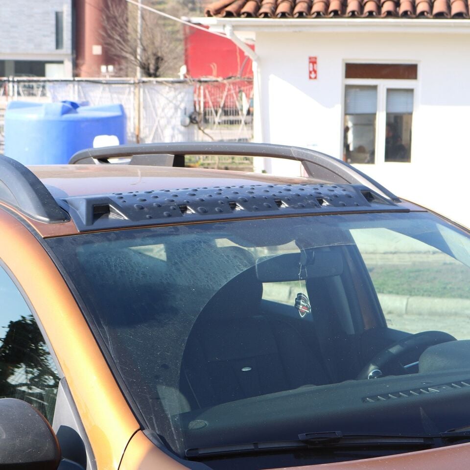 Dacia Duster 2018-2024 Yıl Aralığı Uyumlu Moon Visör