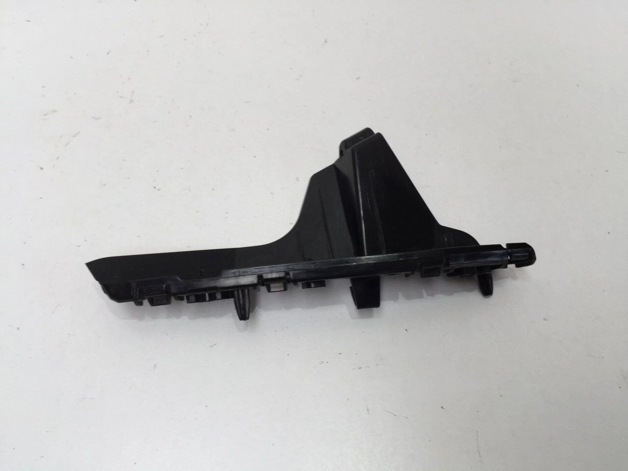 OPEL CORSA F 20- TAMPON BRAKETI ÖN SAG OE-OPEL