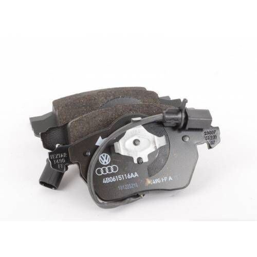 VOLKSWAGEN PASSAT-A4-A6 97-04 FREN BALATASI ÖN 4B0698151J BSG