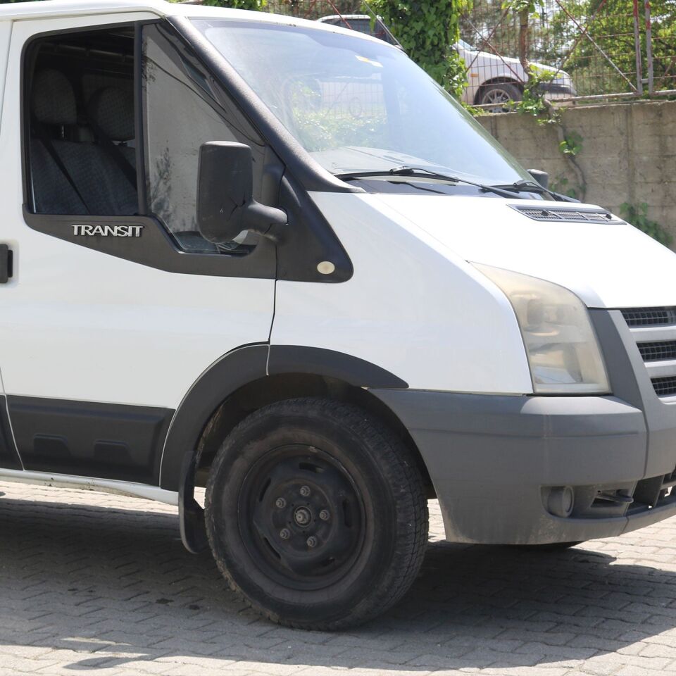Ford Transit 2006-2013 Yıl Aralığı Uyumlu Kısa Şase 6 Prç. Çamurluk Dodik
