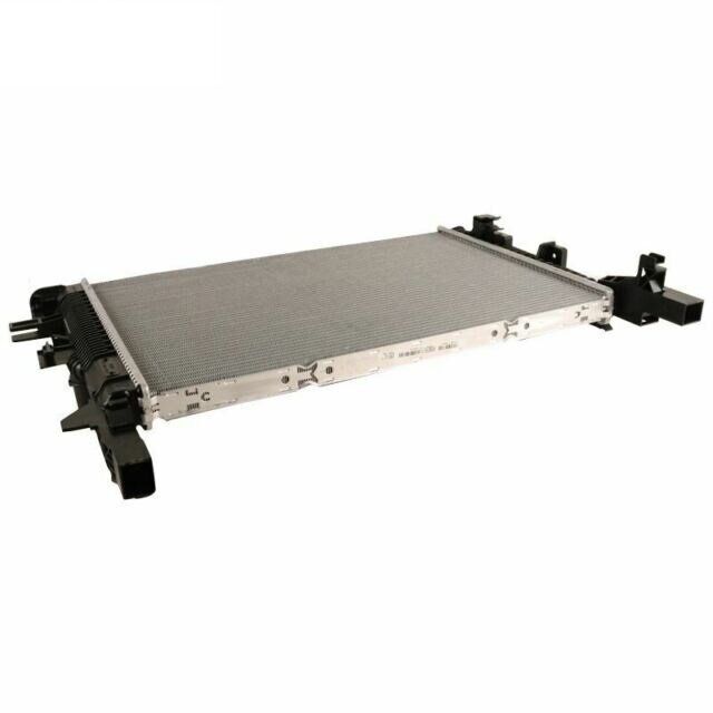 FORD FOCUS/C-MAX/CONNECT 14- SU RADYATÖRÜ F1F1 8005 HB BSG