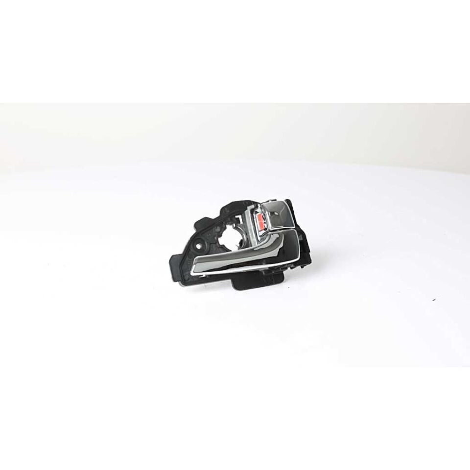 HYUNDAI IX35 2010- KAPI KOLU IÇ SAG 826202S010 BSG