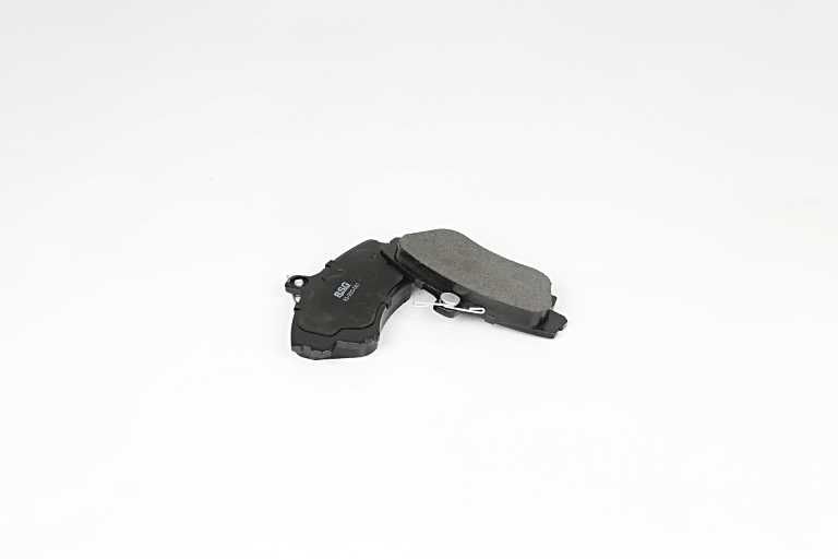 MITSUBISHI CARISMA (DA) : COLT (Z3) 1.5 CZT 05-12 00-05 FREN BALATASI ÖN MR527656 BSG