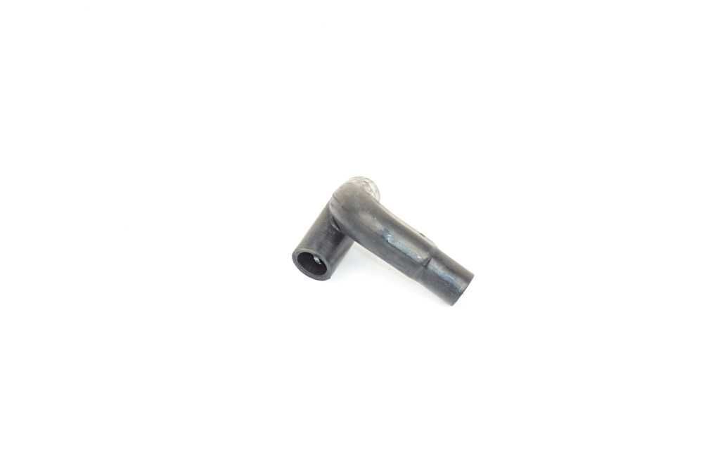 RENAULT FLUENCE/LOGAN/CLIO-II-III/QASHQAI 08- TERMOSTAT HORTUMU 7701061051 BSG
