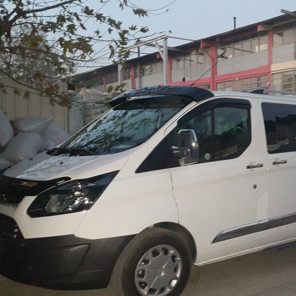 Ford Custom 2012-2017 Yıl Aralığı Uyumlu Ön Cam Güneşliği