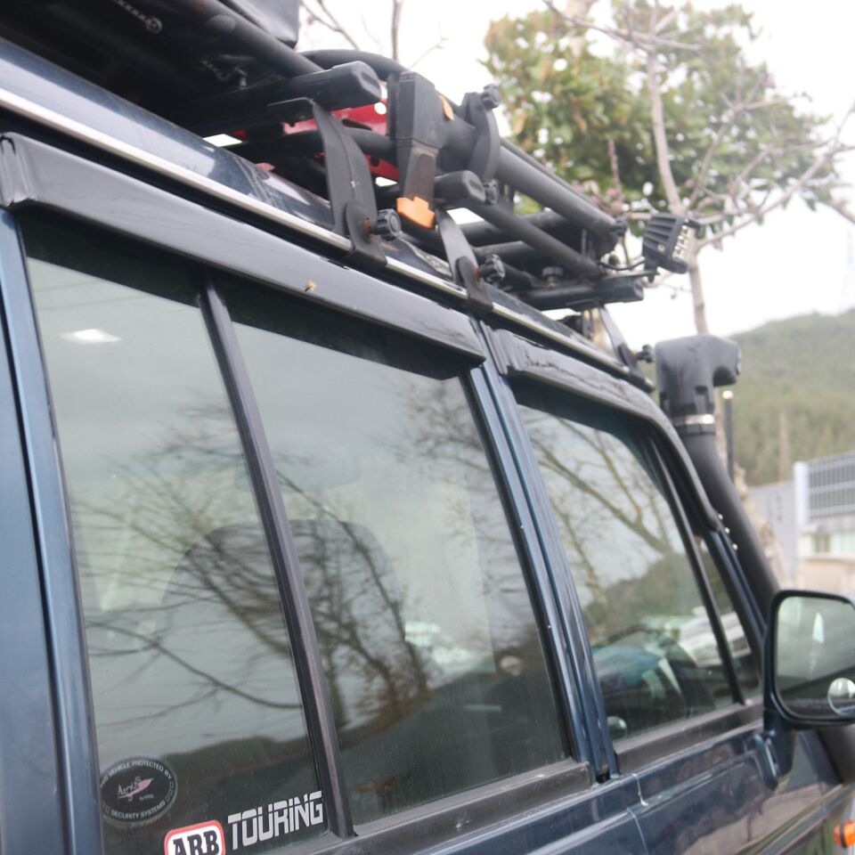 Hyundai Galloper 1997-2003 Yıl Aralığı Yan Cam Rüzgarlık 4 Prç.