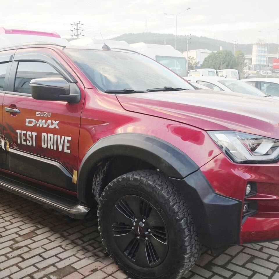 Isuzu D-Max 2020- Yılı ve Sonrası Uyumlu Çamurluk Dodik 6 Parça